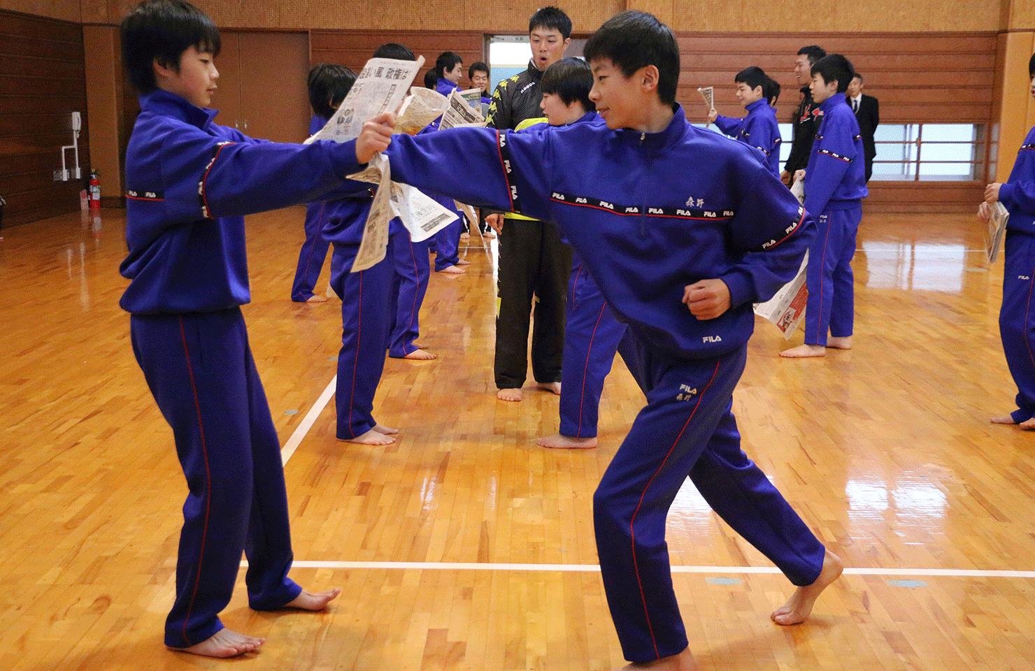 2016年1月東深沢中学校の武道授業に導入